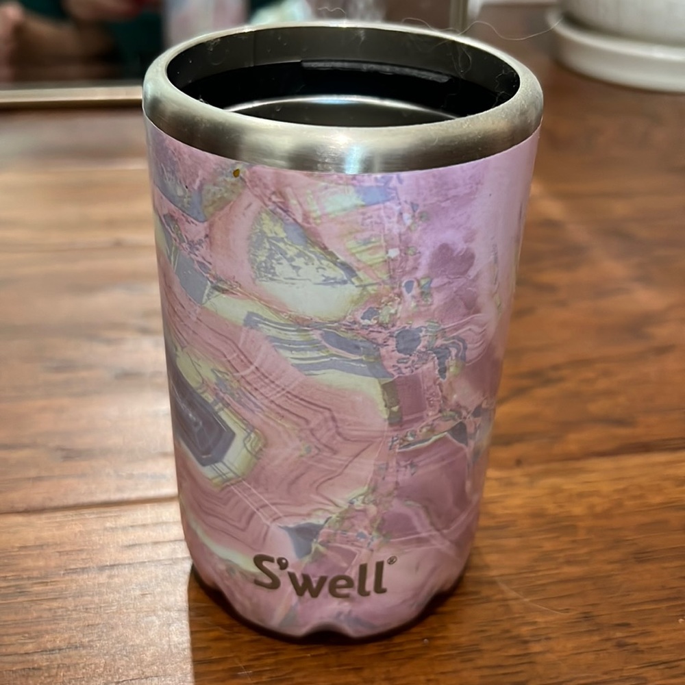 NWOT Swell can chiller